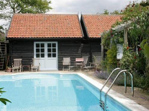 Riverside Cottage Wattisham Eksteriør billede